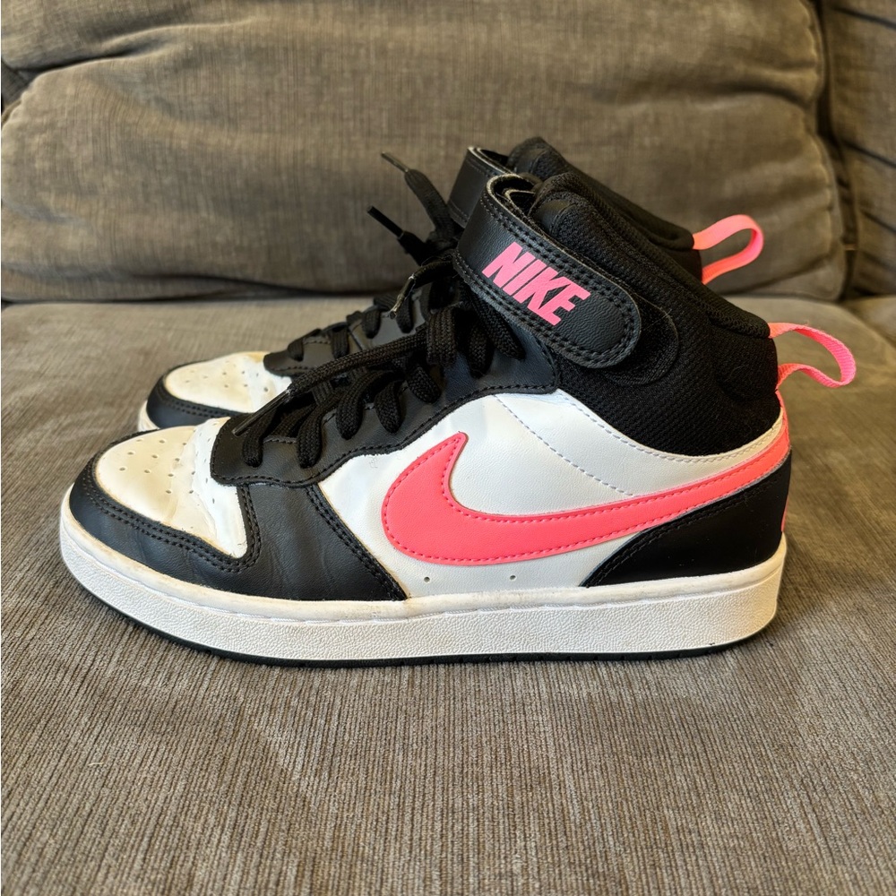 Nike Court Borough Mid 2 Preowned Black White Pink Girls 5Y